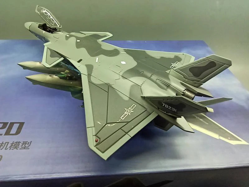 Chengdu J-20 | Escala 1:100 (~20,7cm) | Em Liga Metálica | China | Caça Furtivo