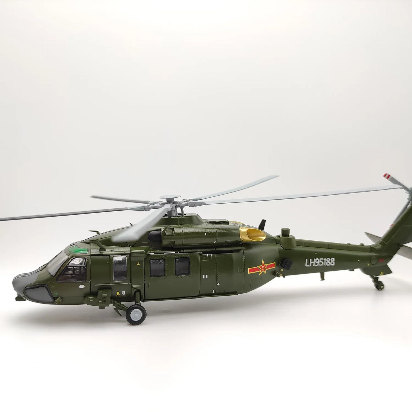 Z-20 | Escala 1:72 | En Aleación Metálica | China | Helicóptero Utilitario Táctico para Colección