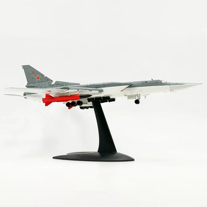 Tu-22M3 | Escala 1:144 | En Aleación Metálica | Rusia | Bombardero de Ala Variable para Colección