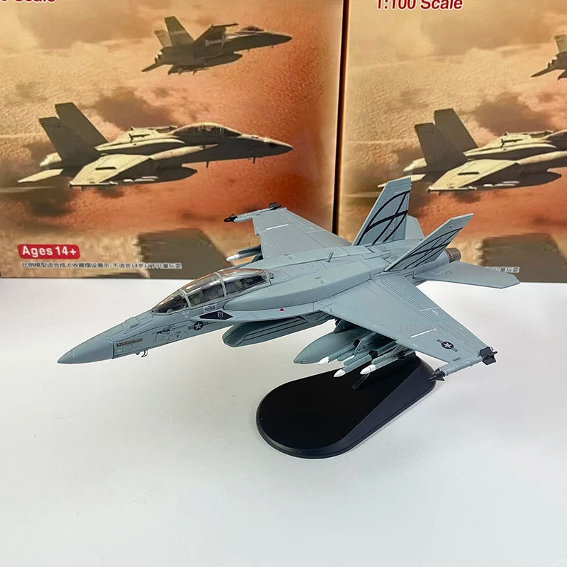 F/A-18 Hornet | Escala 1:100 (~19,0 cm) | Aleación Metálica | EE. UU. | Caza Embarcado para Exhibición y Colección