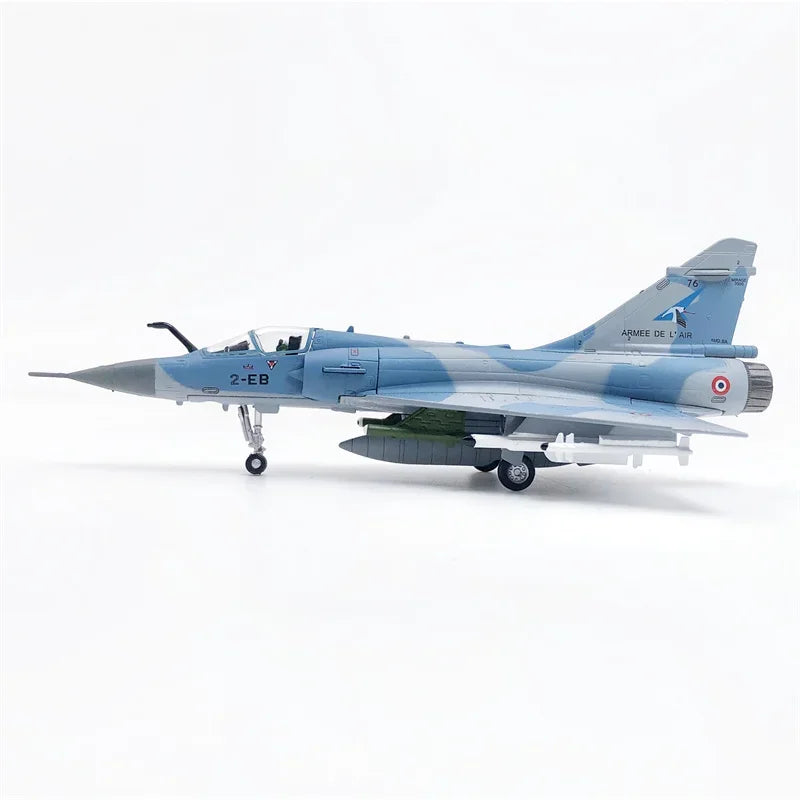 Dassault Mirage 2000 | Escala 1:100 (~14,7 cm) | En aleación metálica | Francia