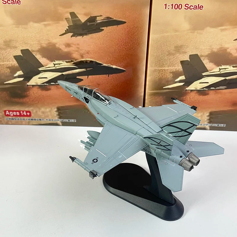 F/A-18 Hornet | Escala 1:100 (~19,0 cm) | Aleación Metálica | EE. UU. | Caza Embarcado para Exhibición y Colección