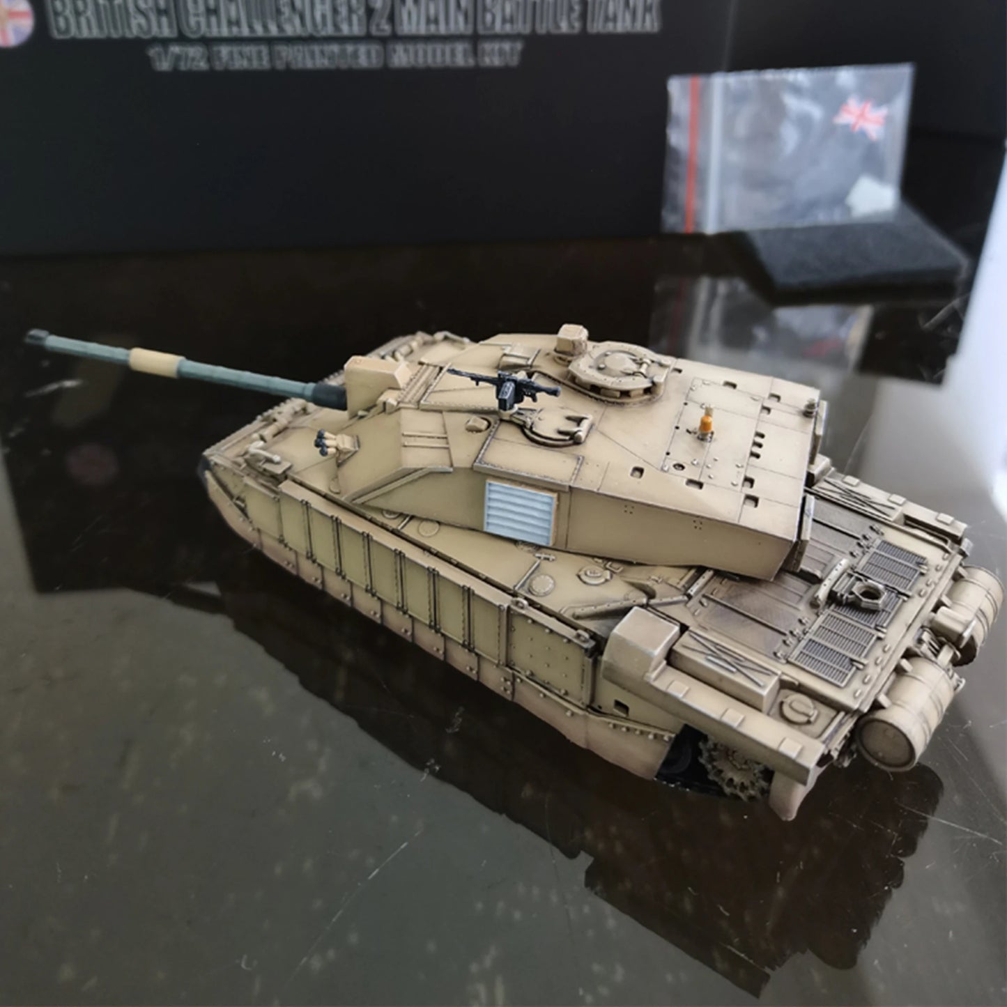Challenger 2 | Escala 1:72 | Plástico | Reino Unido | Camuflaje Desértico, Para Colección