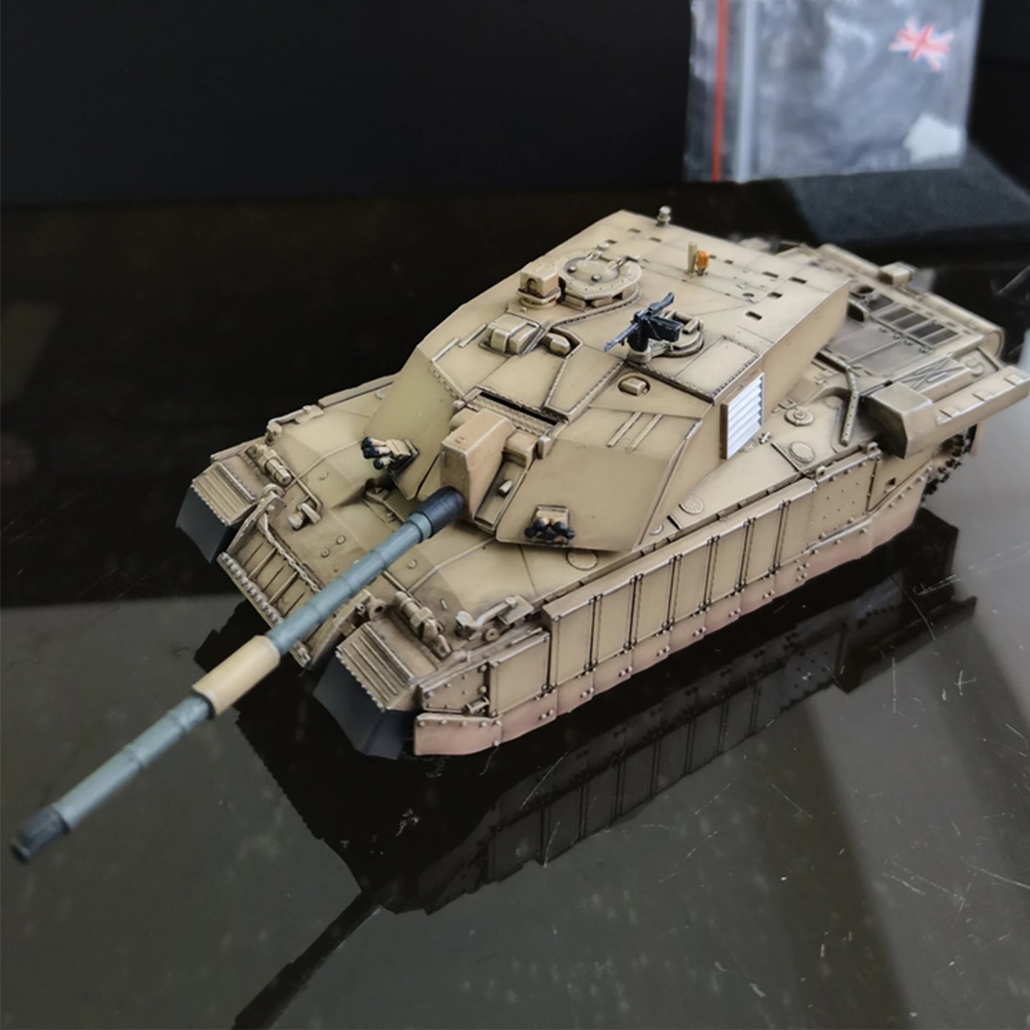 Challenger 2 | Escala 1:72 | Plástico | Reino Unido | Camuflaje Desértico, Para Colección