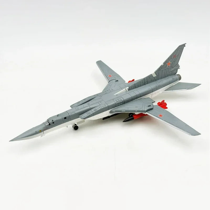 Tu-22M3 | Escala 1:144 | En Aleación Metálica | Rusia | Bombardero de Ala Variable para Colección