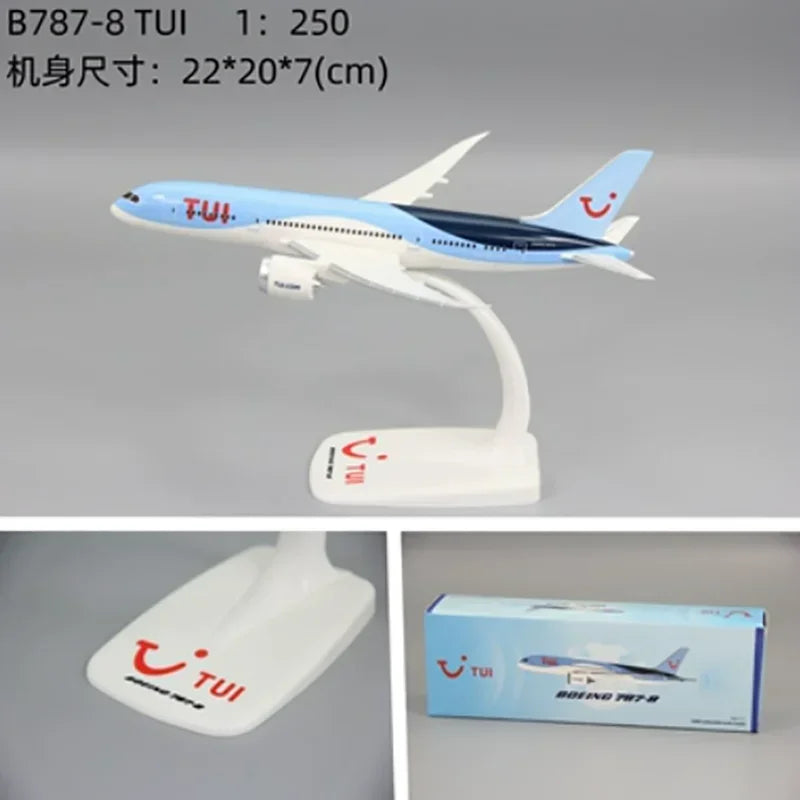 Boeing 737 MAX 8 & Boeing 787-8 | Escala 1:200 | En Plástico/Resina | EE. UU. | Aerolínea TUI Fly