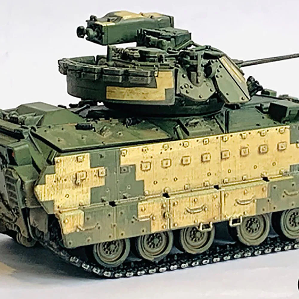 M2A2 ODS Bradley | Escala 1:72 | Plástico | EE. UU. | Para colección y exhibición