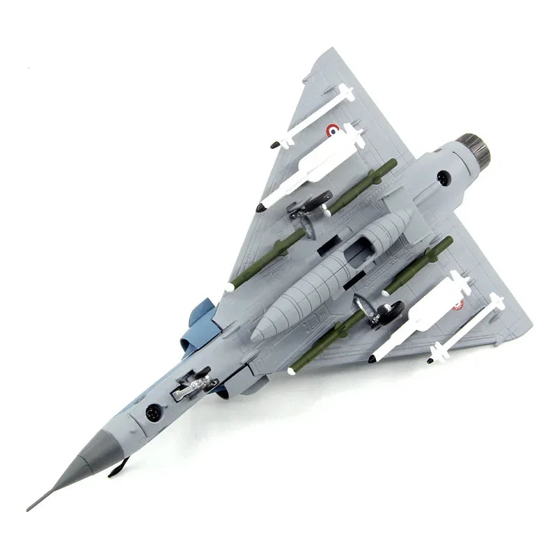 Dassault Mirage 2000 | Escala 1:100 (~14,7 cm) | En aleación metálica | Francia