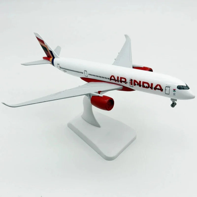 Boeing 787 / Airbus A350 / Airbus A330 | Escala 1:400 (~20,0 cm) | De aleación metálica | EE. UU. / Europa | Aeronave comercial, modelo de colección