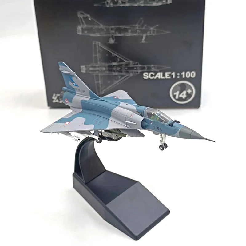 Dassault Mirage 2000 | Escala 1:100 (~14,7 cm) | En aleación metálica | Francia