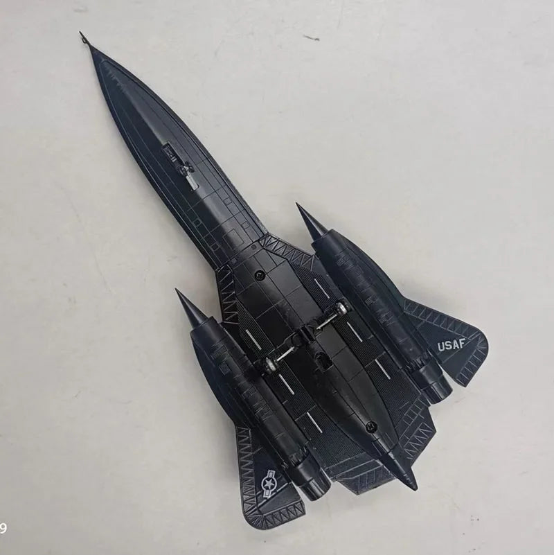 SR-71A Blackbird | Escala 1:144 (~14,2 cm) | En Aleación Metálica | EE. UU. | Para Colección