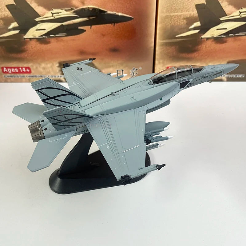 F/A-18 Hornet | Escala 1:100 (~19,0 cm) | Aleación Metálica | EE. UU. | Caza Embarcado para Exhibición y Colección