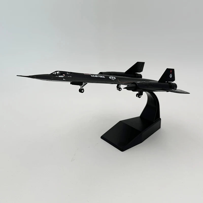 SR-71A Blackbird | Escala 1:144 (~14,2 cm) | En Aleación Metálica | EE. UU. | Para Colección