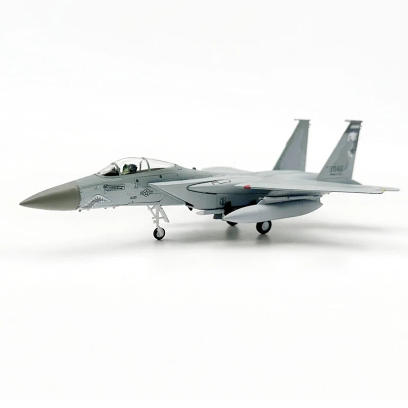 F-15C Eagle | Escala 1:100| En Aleación Metálica | EE. UU. | Caza Militar con Pintura de Tiburón