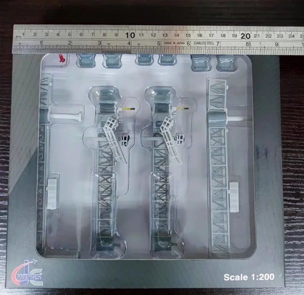 Passenger Boarding Bridge | Escala 1:200 | En plástico | Internacional | Para escenarios aeroportuarios