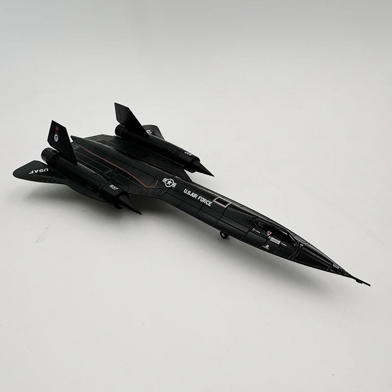 SR-71A Blackbird | Escala 1:144 (~14,2 cm) | En Aleación Metálica | EE. UU. | Para Colección