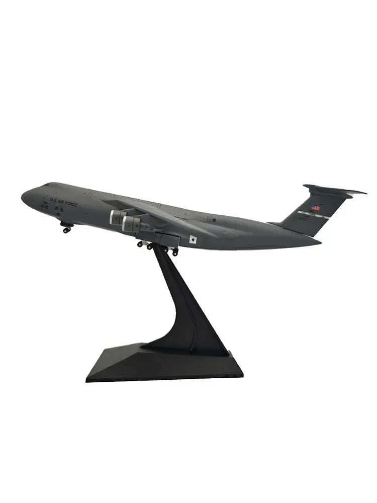 C-5 Galaxy | Escala 1:400 (~21,7 cm) | En Aleación Metálica | EE. UU. | Aeronave de Transporte Estratégico para Exhibición