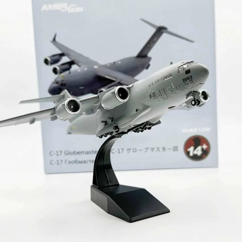 C-17 Globemaster III | Escala 1:200 (~27,4 cm) | En Aleación Metálica | EE. UU. | Aeronave de Transporte Militar para Colección