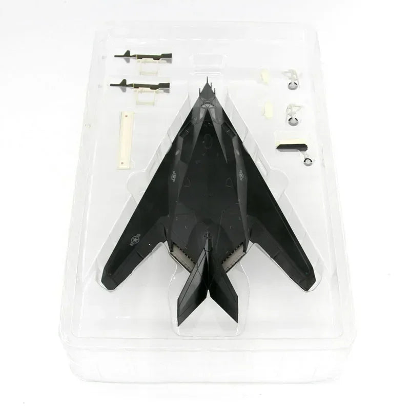 F-117A Nighthawk | Escala 1:72 (~28,0 cm) | En Aleación Metálica | EE. UU. | Bombardero Stealth USAF