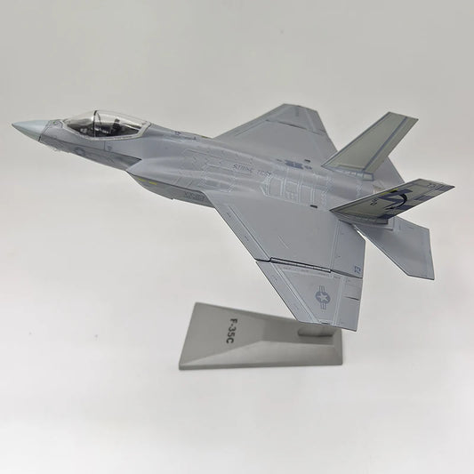 F-35C Lightning II | Escala 1:72 (~21,5 cm) | En Aleación Metálica | EE. UU. | Caza de 5ª Generación para Exhibición