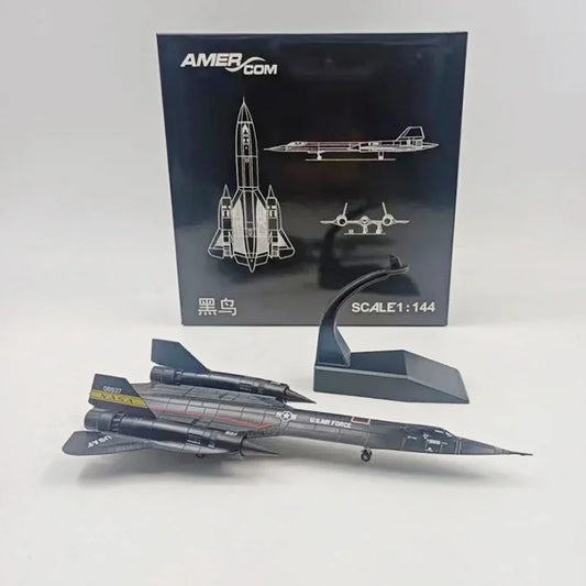 SR-71A Blackbird | Escala 1:144 (~14,2 cm) | En Aleación Metálica | EE. UU. | Para Colección
