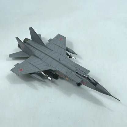 Mikoyan MiG-31 | Escala 1:72 (~31,5 cm) | En aleación metálica | Rusia | Caza interceptor
