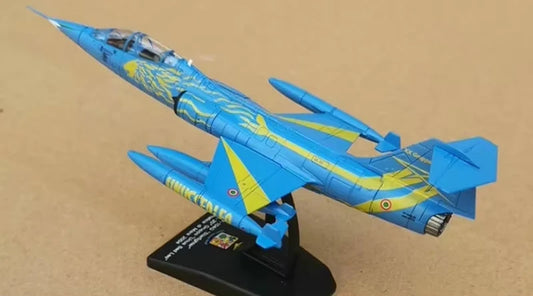 F-104 Starfighter | Escala 1:100 (~17,5 cm) | En Plástico (Kit de Montaje) | EE. UU. |
