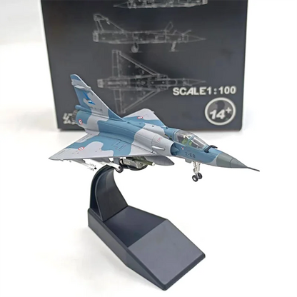 Dassault Mirage 2000 | Escala 1:100 (~14,7 cm) | En aleación metálica | Francia