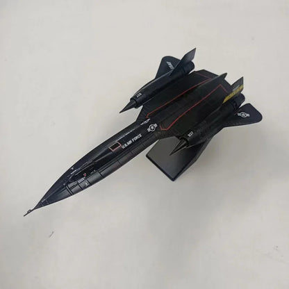 SR-71A Blackbird | Escala 1:144 (~14,2 cm) | En Aleación Metálica | EE. UU. | Para Colección