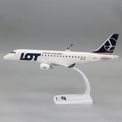 Embraer E175 & E195 | Escala 1:100 (~18,5 cm y ~22,5 cm) | En Plástico | Brasil/Polonia | Modelo para Armar de LOT Polish Airlines