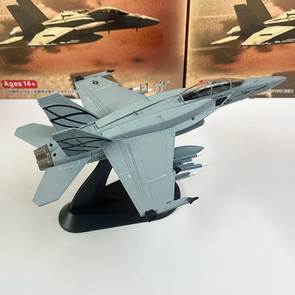 F/A-18 Hornet | Escala 1:100 (~19,0 cm) | Aleación Metálica | EE. UU. | Caza Embarcado para Exhibición y Colección
