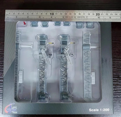Passenger Boarding Bridge | Escala 1:200 | En plástico | Internacional | Para escenarios aeroportuarios