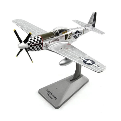 P-51D Mustang | Escala 1:72 (~13,7 cm) | En Aleación Metálica | EE. UU. | Con Soporte para Exhibición
