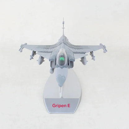 Saab JAS-39 Gripen | Escala 1:48 (~29,0 cm) | En plástico | Suecia | Caza multifunción