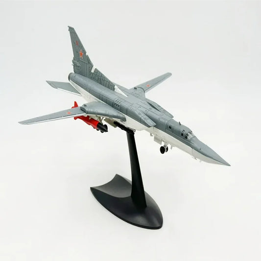 Tu-22M3 | Escala 1:144 | En Aleación Metálica | Rusia | Bombardero de Ala Variable para Colección