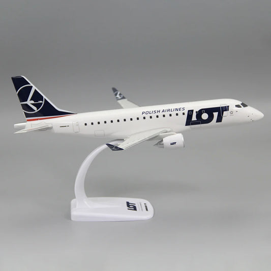 Embraer E175 & E195 | Escala 1:100 (~18,5 cm y ~22,5 cm) | En Plástico | Brasil/Polonia | Modelo para Armar de LOT Polish Airlines